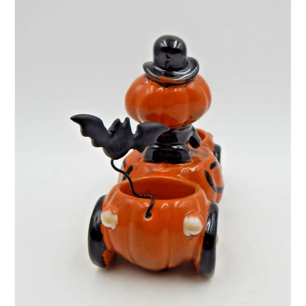 Yankee Candle 2011 Pumpkin Anthropomorphic Driving Car Double Tealight Holder